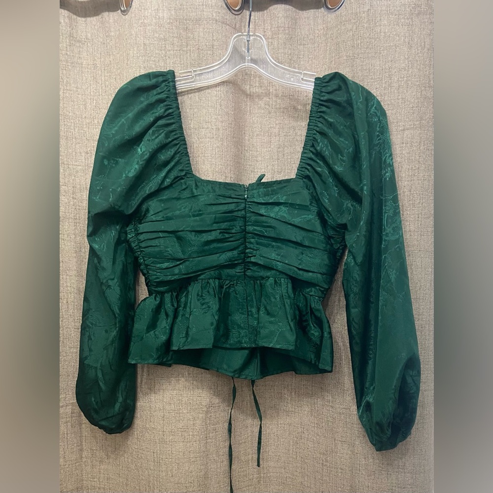 🔴5/$15 Adelyn Rae Green Crop Top - Picture 4 of 5